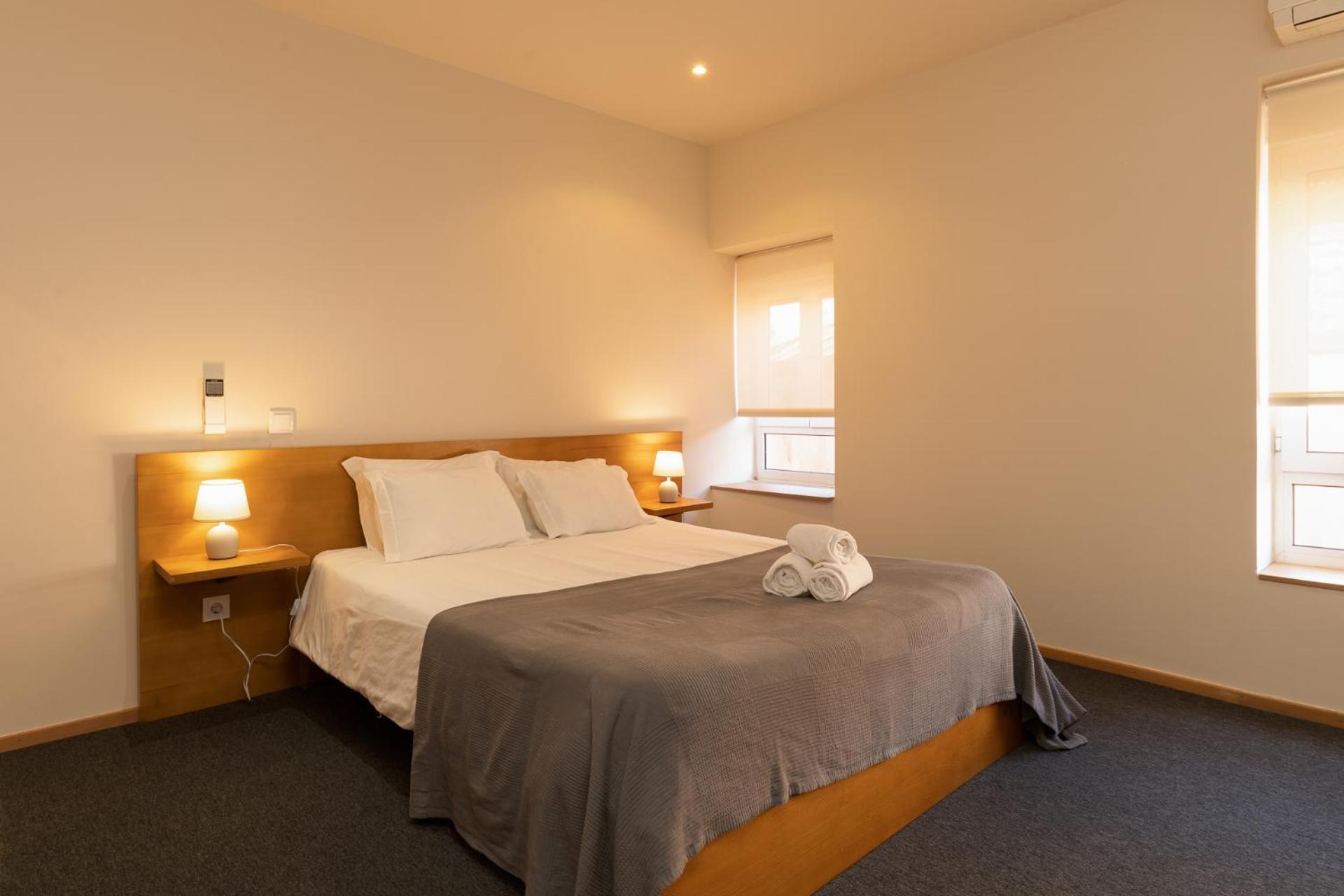 Peach Hostel & Suites Porto Exterior photo
