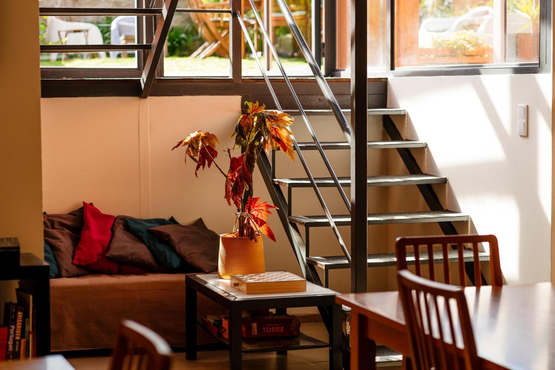 Peach Hostel & Suites Porto Exterior photo