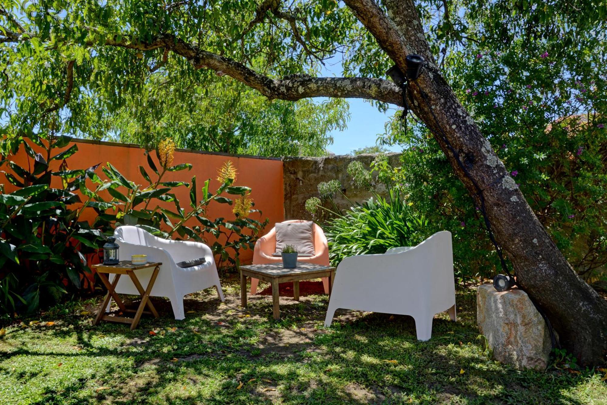 Peach Hostel & Suites Porto Exterior photo